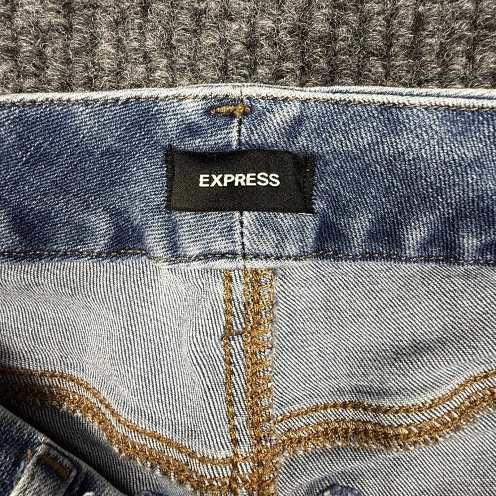 Express Skyscraper Mid Rise Ultra Hyper Stretch Flare Jeans Light Wash Size M/8 - Picture 10 of 16